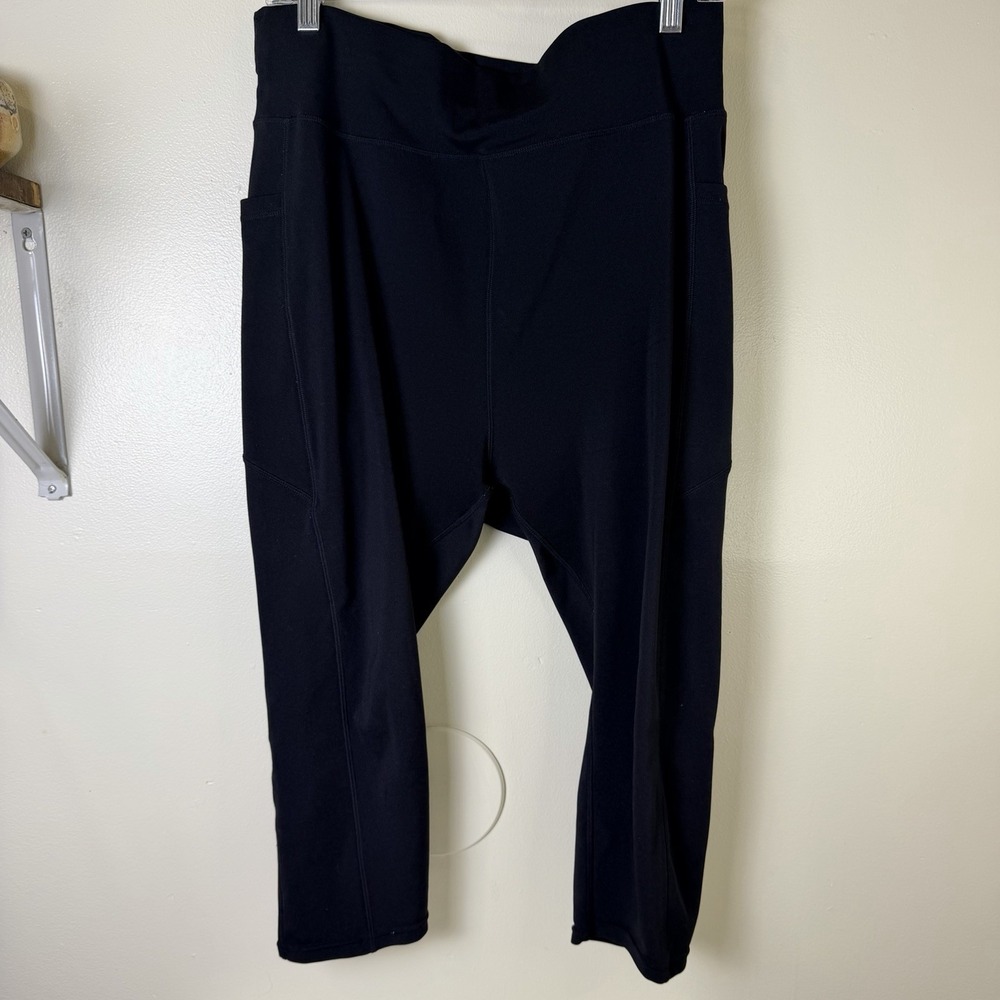 POP Fit Black Plus Size 2XL Women's Solid Capris  Leggings Pockets Workout Gym